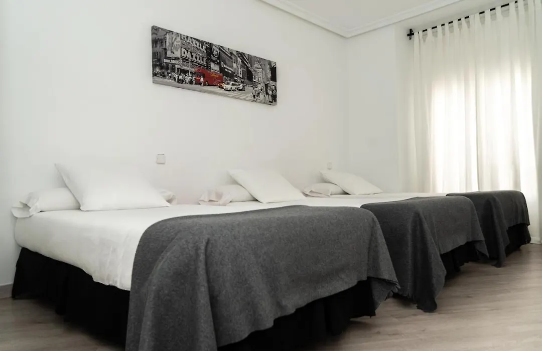 Hostal Gala Madrid-1
